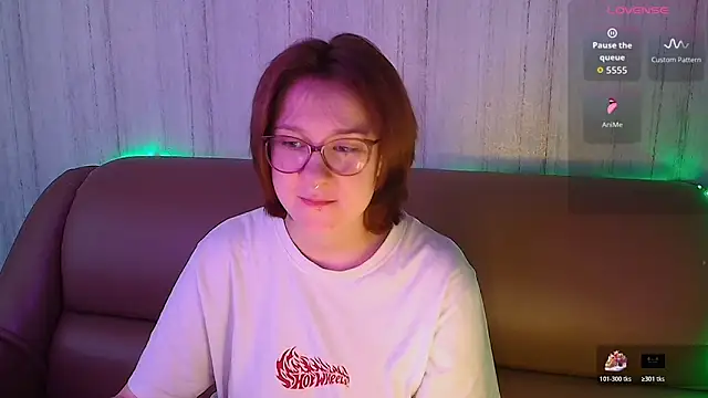 Rudy 02 online show from February 28, 6:46 am