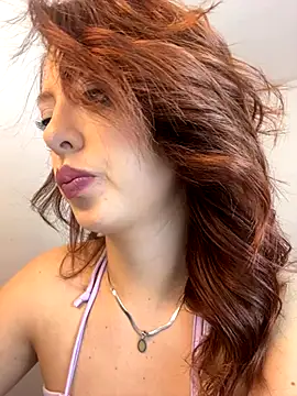 yesii hot online show from November 30, 8:35 pm