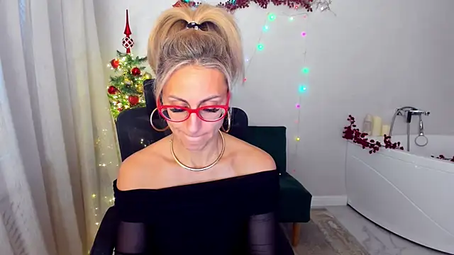 MuseOfStage online show from December 14, 11:27 am