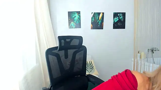 MuseOfStage online show from March 8, 12:31 pm