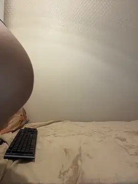 cieloadriano2024 online show from December 17, 7:29 pm