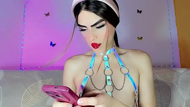 TatiGil online show from June 16, 8:54 pm