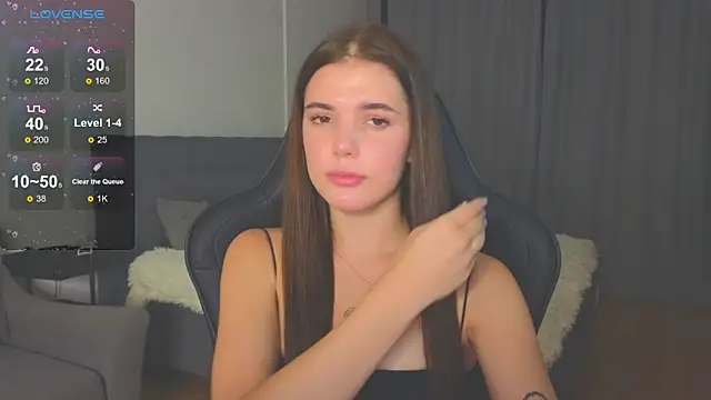 adrianawow1 online show from September 17, 9:35 pm