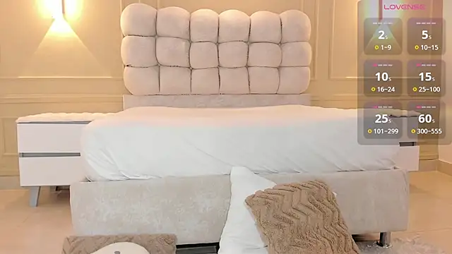 ALICESTARKK online show from July 16, 1:26 pm