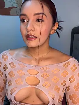 Melanyprada online show from June 19, 4:06 am