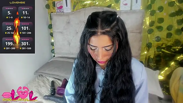 cristalconnorr online show from May 8, 2:42 pm