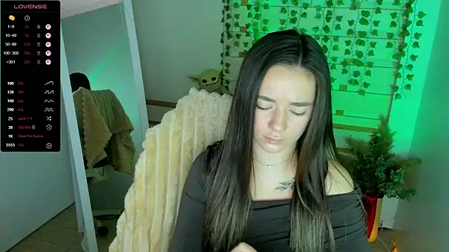 Snapshot of Bella_XO chatting on September 28, 7:25 am Bella XO online show from September 28, 7:25 am