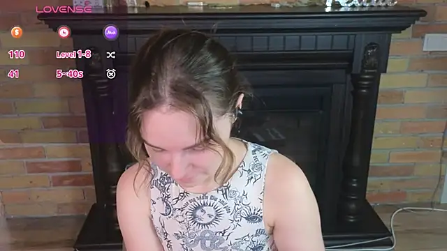 Ellie Sunset online show from July 17, 9:02 am