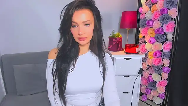 OliviaFantasy online show from November 11, 9:28 am