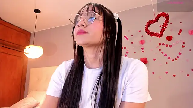 Maia W10 online show from February 24, 12:37 pm