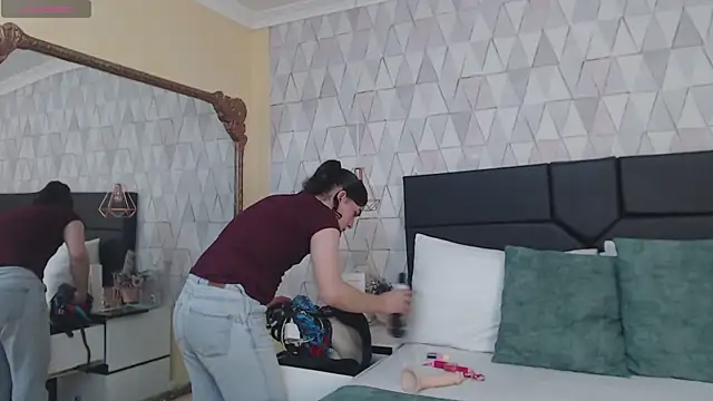 JustinePerry online show from September 25, 3:38 am