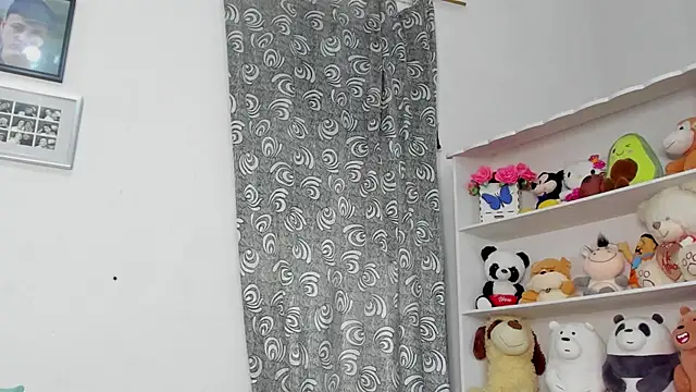 megan 100 online show from February 10, 4:32 pm