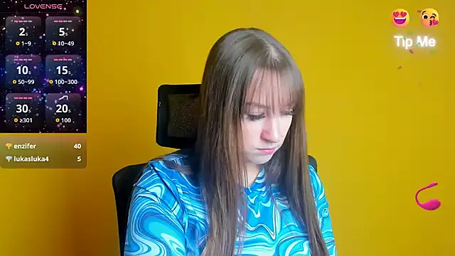 Snapshot of Evelina_GG chatting on October 11, 11:14 am Evelina GG online show from October 11, 11:14 am