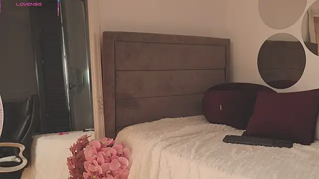 LikaBerry1 online show from September 9, 7:35 pm