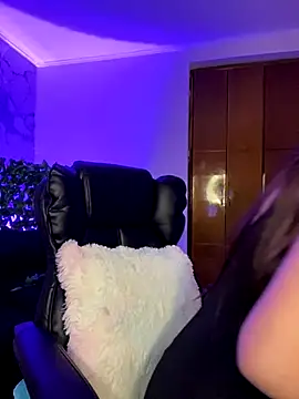 angel natural online show from November 5, 8:47 pm