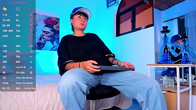 ZuryRamirez  online show from June 19, 5:22 am