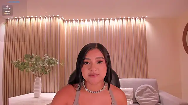 GabriellaLee online show from June 20, 9:35 am