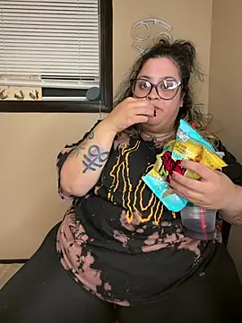 tillymarie34 online show from July 30, 4:35 am
