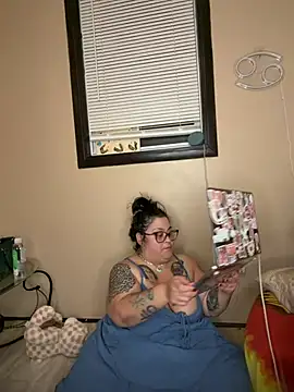 tillymarie34 online show from July 31, 4:46 am