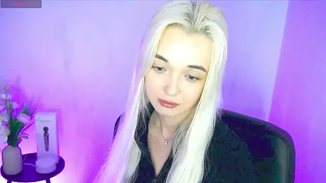 Ashley S online show from July 28, 2:20 am