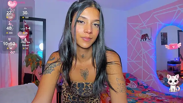 Snapshot of CoralRigan chatting on October 11, 3:33 am CoralRigan online show from October 11, 3:33 am