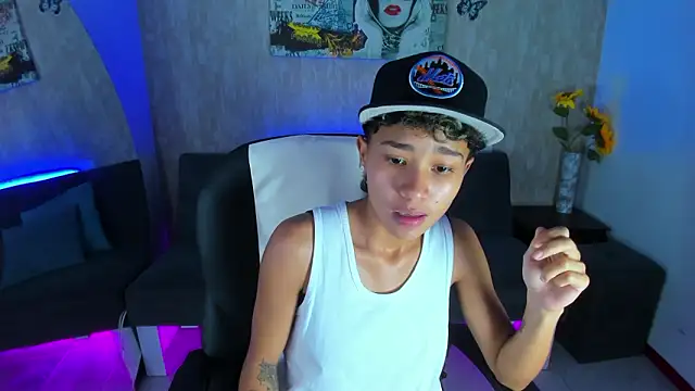 nova sex01 online show from March 11, 5:00 am