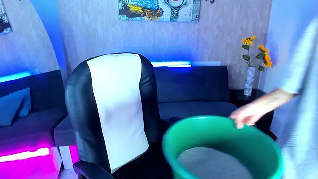 nova sex01 online show from February 17, 4:45 am