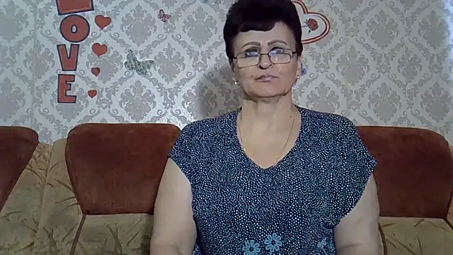 PaulaGolden online show from October 18, 10:07 am