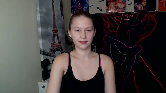 Snapshot of StellaCRL chatting on October 6, 6:19 am StellaCRL online show from October 6, 6:19 am