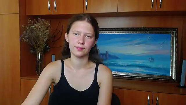 StellaCRL online show from August 3, 12:00 pm