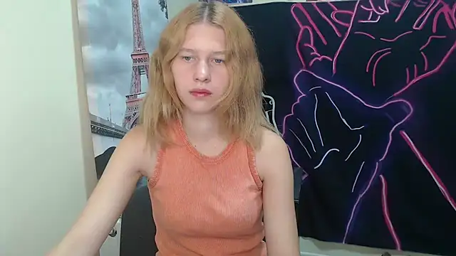 Snapshot of StellaCRL chatting on September 23, 6:22 am StellaCRL online show from September 23, 6:22 am