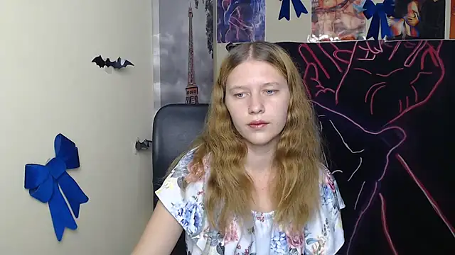 StellaCRL online show from June 24, 6:18 pm