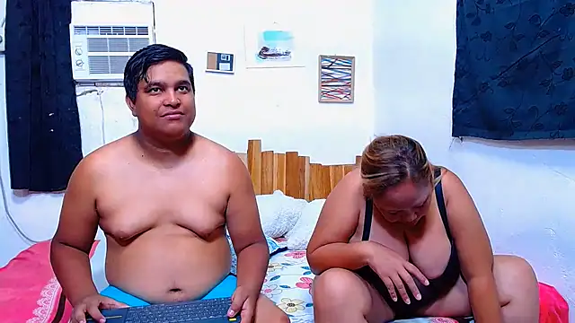 lucasandSofi online show from August 2, 8:56 pm