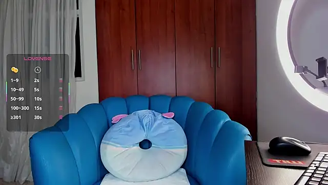Snapshot of Julie_Markk chatting on September 13, 8:17 pm Julie Markk online show from September 13, 8:17 pm