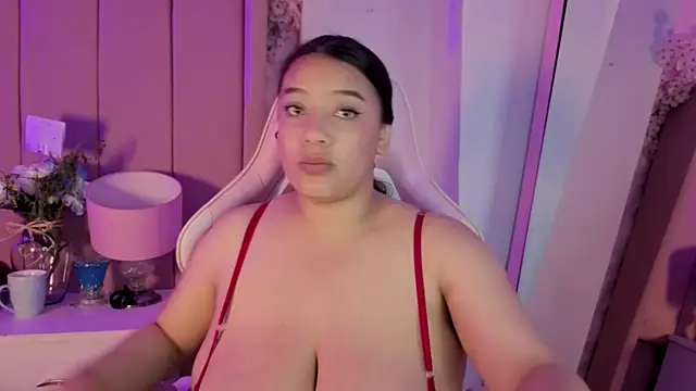 MollyBigBoobs12 online show from July 1, 9:36 pm