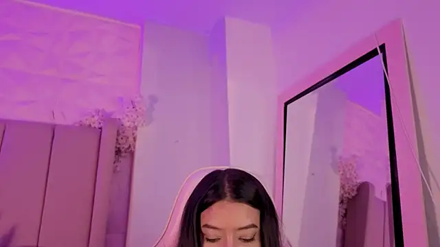 MollyBigBoobs12 online show from June 23, 9:46 pm