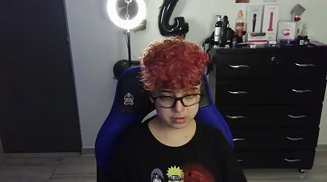 thomascooper7 online show from December 2, 7:10 am