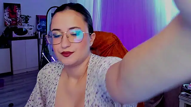 annallurings online show from November 21, 6:59 am