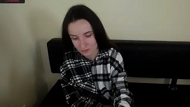 Snapshot of LaimaV_ chatting on October 3, 2:11 pm LaimaV online show from October 3, 2:11 pm