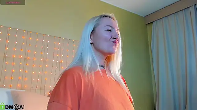 Debbie Taylor online show from June 10, 5:22 pm