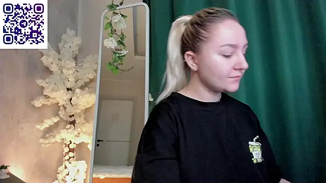 Debbie Taylor online show from October 27, 2:34 pm