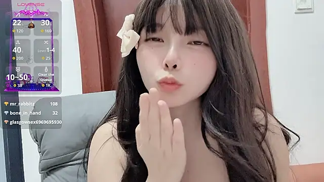 QQ88-99 online show from November 25, 5:15 pm