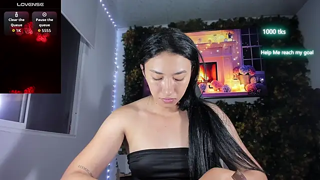 emily palmeer online show from June 23, 9:51 am