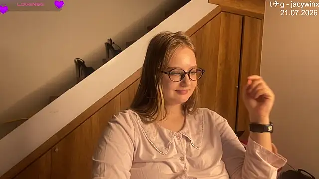 JacyWinslat online show from July 21, 5:13 pm