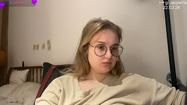 JacyWinslat online show from February 22, 4:30 pm