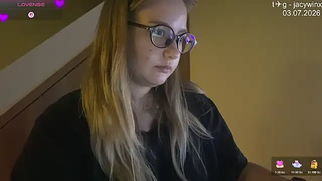 JacyWinslat online show from July 3, 5:08 pm