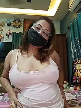 Cute-mona online show from July 13, 7:36 pm