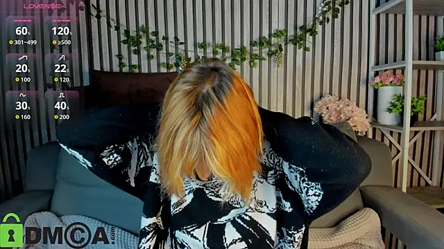 Little Chips online show from February 10, 5:27 pm