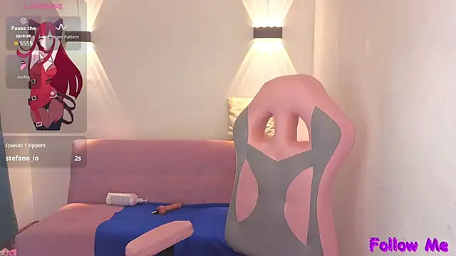 vittorialombardi   online show from January 19, 8:32 am