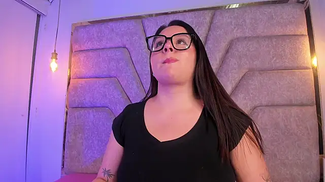 EmaJames25 online show from July 22, 6:42 pm